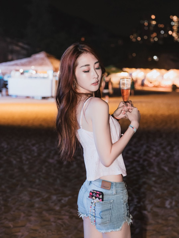 東張女神驚爆收兵醜聞纏身遭TVB停工 前男友指控亂搞男女關係形象盡毀