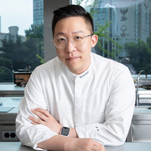 黑白大廚2｜12月開播名單率先睇！白湯匙餐廳訂位攻略　這間米芝蓮最易Book 