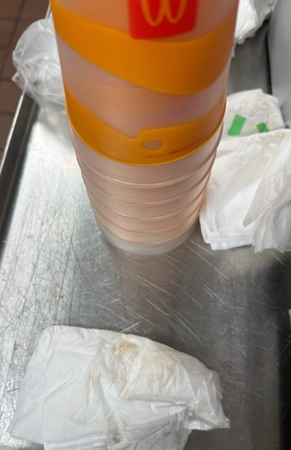 台麥當勞前員工踢爆洗杯內幕 網民驚見千年黑垢教一招自保 