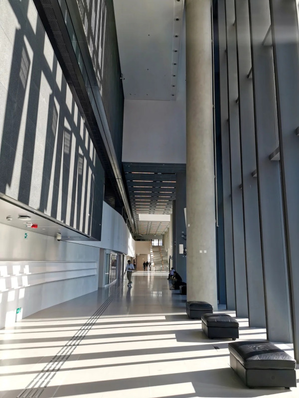 東九文化中心藏「倫敦級」打卡秘景！遊客揭3大隱藏位：超唯美落地窗