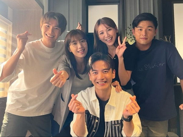 36歲男藝人低調結婚與圈外女友拉埋天窗  婚禮現場曝光！入行13年兼職泰拳教練