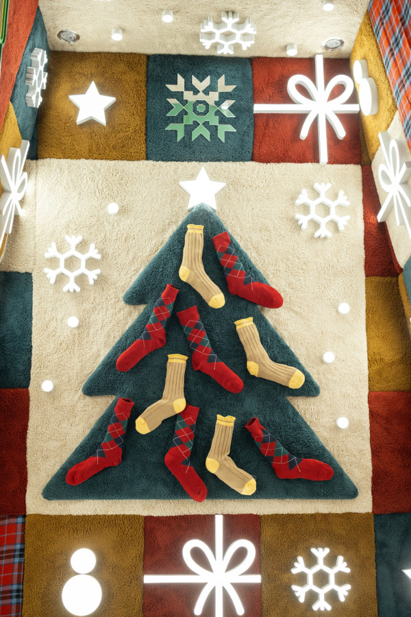 Mira Place X UNIQLO 暖「粒粒」聖誕樂園 6 大聖誕打卡位 登記會員贏獎賞禮遇