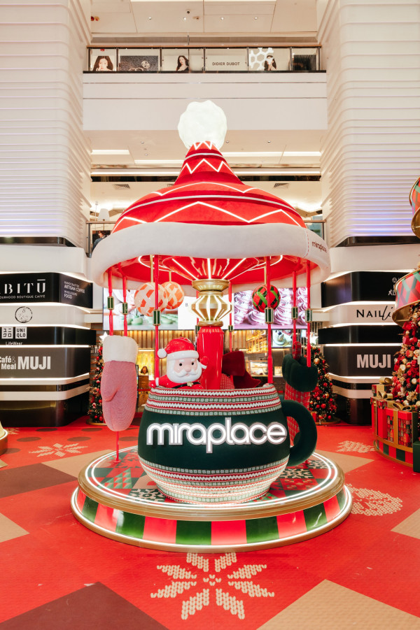 Mira Place X UNIQLO 暖「粒粒」聖誕樂園 6 大聖誕打卡位 登記會員贏獎賞禮遇