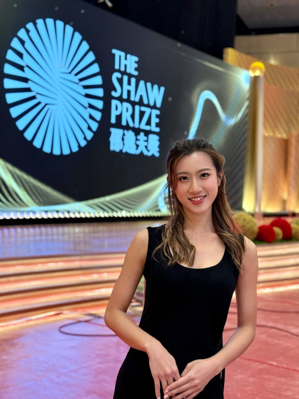 今屆落選港姐第一人火速加入《東張》 碩士畢業註冊社工入行做「東張女神」