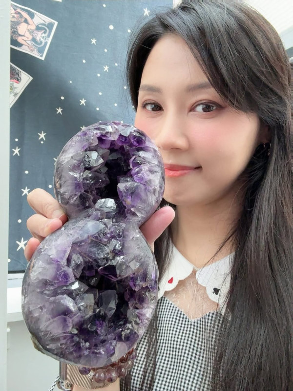 羅泳嫻賀黃澤鋒愛女百日宴失言惹禍 祝福6個字引爆網民圍攻：心地唔好