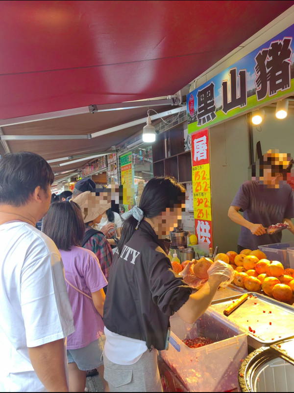 港人北上｜深圳人嘲蓮塘變香港人「洗腳城」遊客狂湧入拉高物價：不敢買菜了