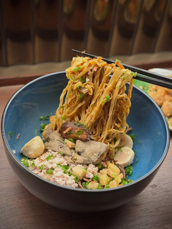 【米芝蓮推介】港澳米芝蓮餐廳7間新上榜 芝士廚師發辦/Siaw泰國菜/九龍飯館 (附2025完整名單)