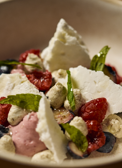 上環親民價法式小酒館聖誕Brunch  黑松露班尼迪蛋／鵝肝批／黃酒三黃雞