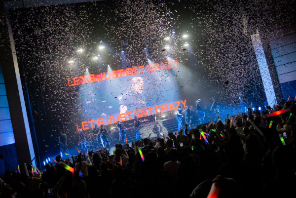 林峯世界巡迴演唱會北美場反應熱烈 長居西雅圖資深演員、前港姐極罕現身撐場