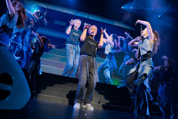 林峯世界巡迴演唱會北美場反應熱烈 長居西雅圖資深演員、前港姐極罕現身撐場