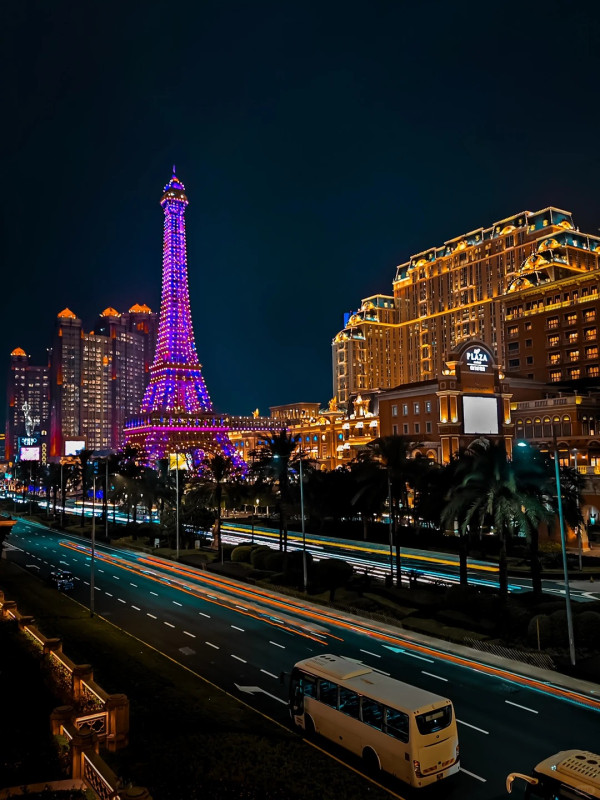 巴黎人。圖片來源：小紅書@zoya梅