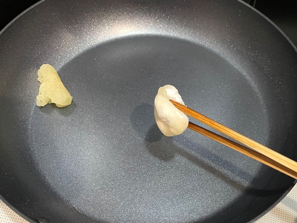 廢油點處理？12蚊店「吸油棉花糖」獲日人激推！實測一舊吸乾600ml油：乾淨到癲