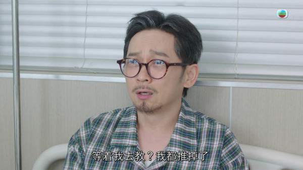 新聞女王2｜鄧智堅「飛爺」回歸神還原Man姐新聞極致 再現「經典七式」狂爆金句