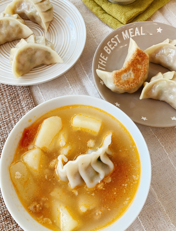 香港仔中心聖誕影相打卡兼換新鮮牛油果！再去埋香港仔新食力開餐