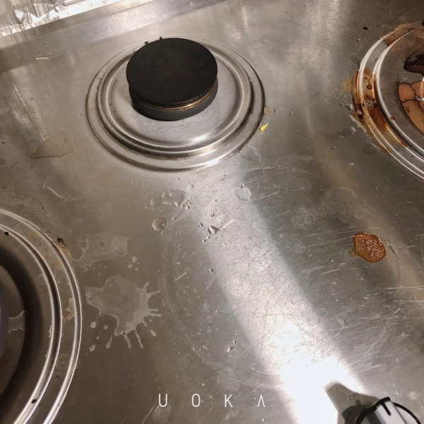 爐頭黐立立？12蚊店「去油濕紙巾」實測：一抹溶解「發黑油垢」免過水變新一樣