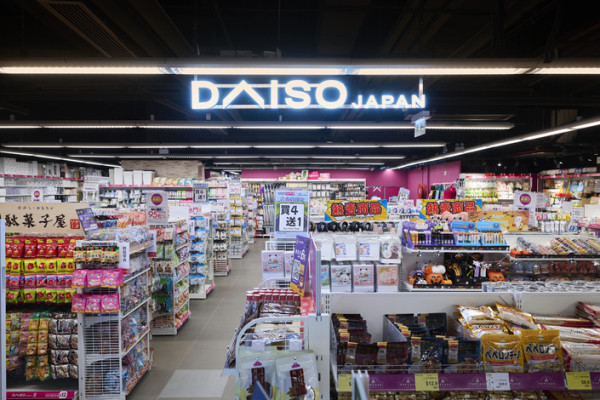 爐頭黐立立？12蚊店「去油濕紙巾」實測：一抹溶解「發黑油垢」免過水變新一樣