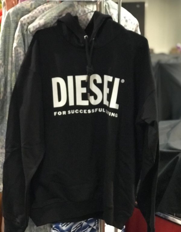 銅鑼灣時代廣場名牌開倉低至1折！DIESEL牛仔褲/腋下包大劈價！American Tourister行李箱$499起