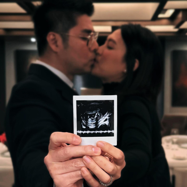 45歲星二代藝人宣布太太懷孕好消息 晒bb超聲波相報喜組一家三口！