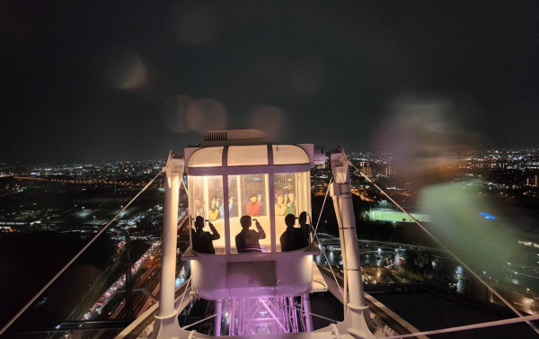 大阪摩天輪遭雷劈停電10人半空困足9個鐘 乘客崩潰:以為死硬(有片)