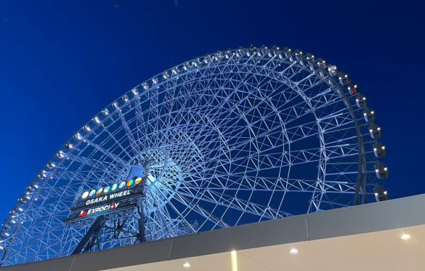 大阪摩天輪遭雷劈停電10人半空困足9個鐘 乘客崩潰:以為死硬(有片)