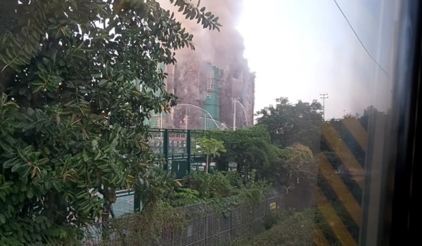 突發！大埔宏福苑四級大火釀4死3傷！火勢燒入屋頻傳爆炸聲 1名消防員殉職