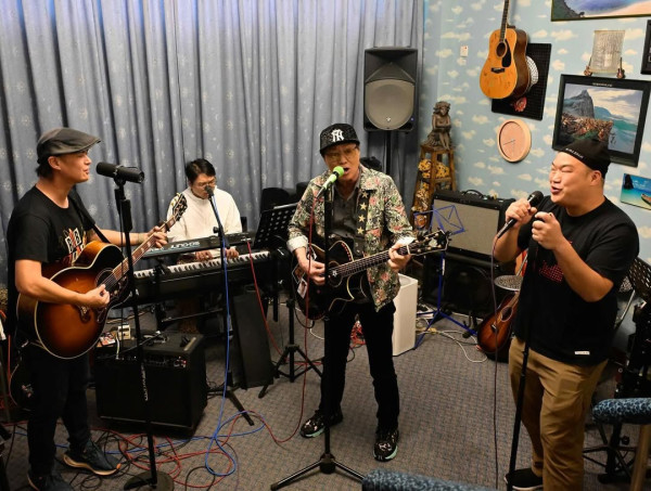 歌神許冠傑一家居住大埔多年（圖片來源：IG@thestayup）