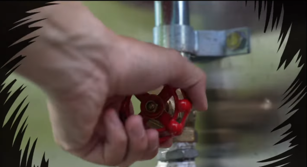 火警逃生｜消防喉轆開咗但冇水出？4步學識消防喉轆正確使用步驟 做少步都出唔到水！