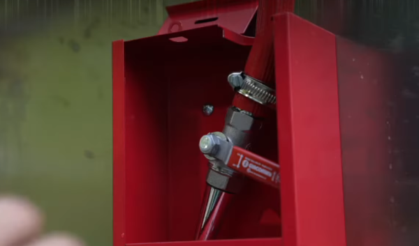 火警逃生｜消防喉轆開咗但冇水出？4步學識消防喉轆正確使用步驟 做少步都出唔到水！
