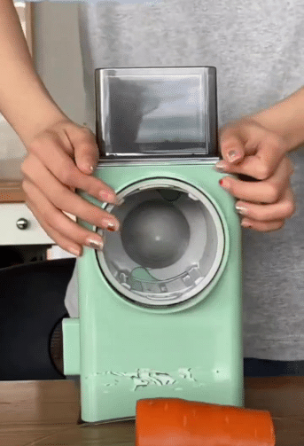 淘寶廚具勸世清單︱4款高顏值「無用電器」實測 煎蛋需花12分鐘？家庭清潔噩夢！