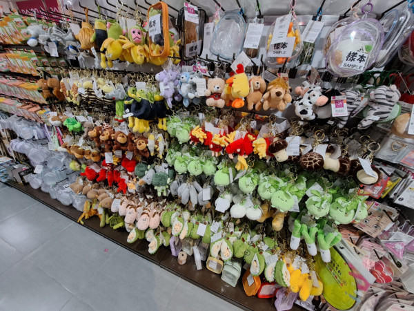 遊客手信竟變港人瘋搶?香港立體磁石貼Threads爆紅 網民笑死:問喺邊買全是香港人