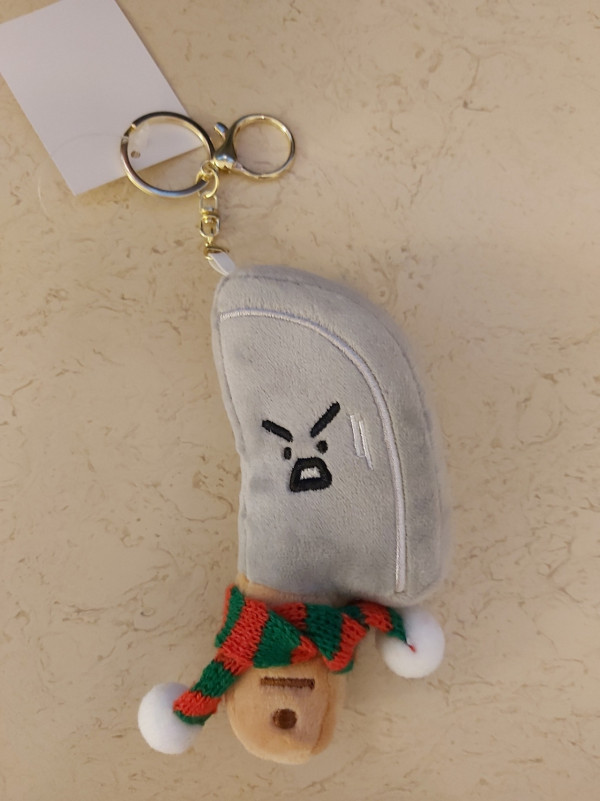 遊客手信竟變港人瘋搶？香港立體磁石貼Threads爆紅 網民笑死：問喺邊買全是香港人