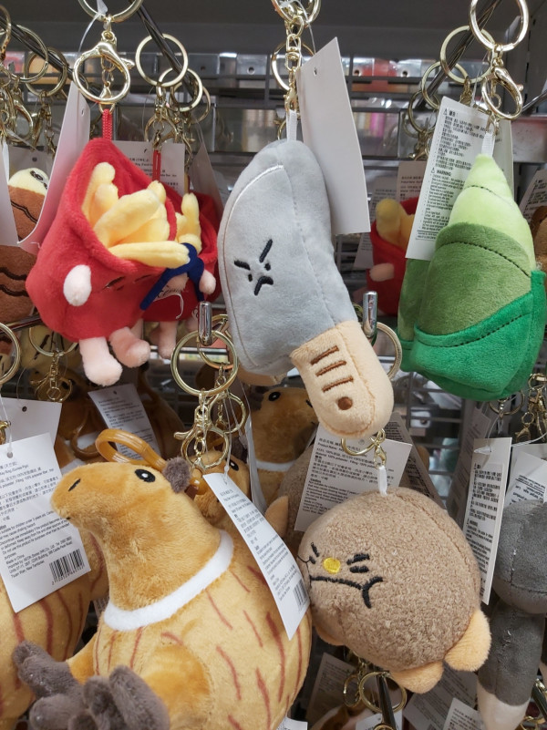 遊客手信竟變港人瘋搶？香港立體磁石貼Threads爆紅 網民笑死：問喺邊買全是香港人