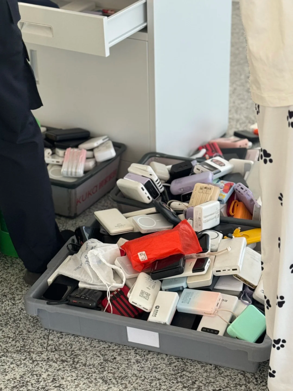 港人遊日注意！日本行動電源登機新規擬4月生效 禁機艙內用尿袋兼收緊攜帶數量 