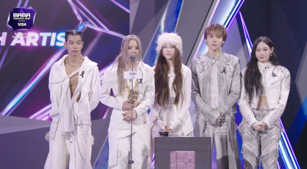 MAMA得獎名單2025｜周潤發三語哽咽籲全場起立默哀 G-Dragon奪年度藝人大獎