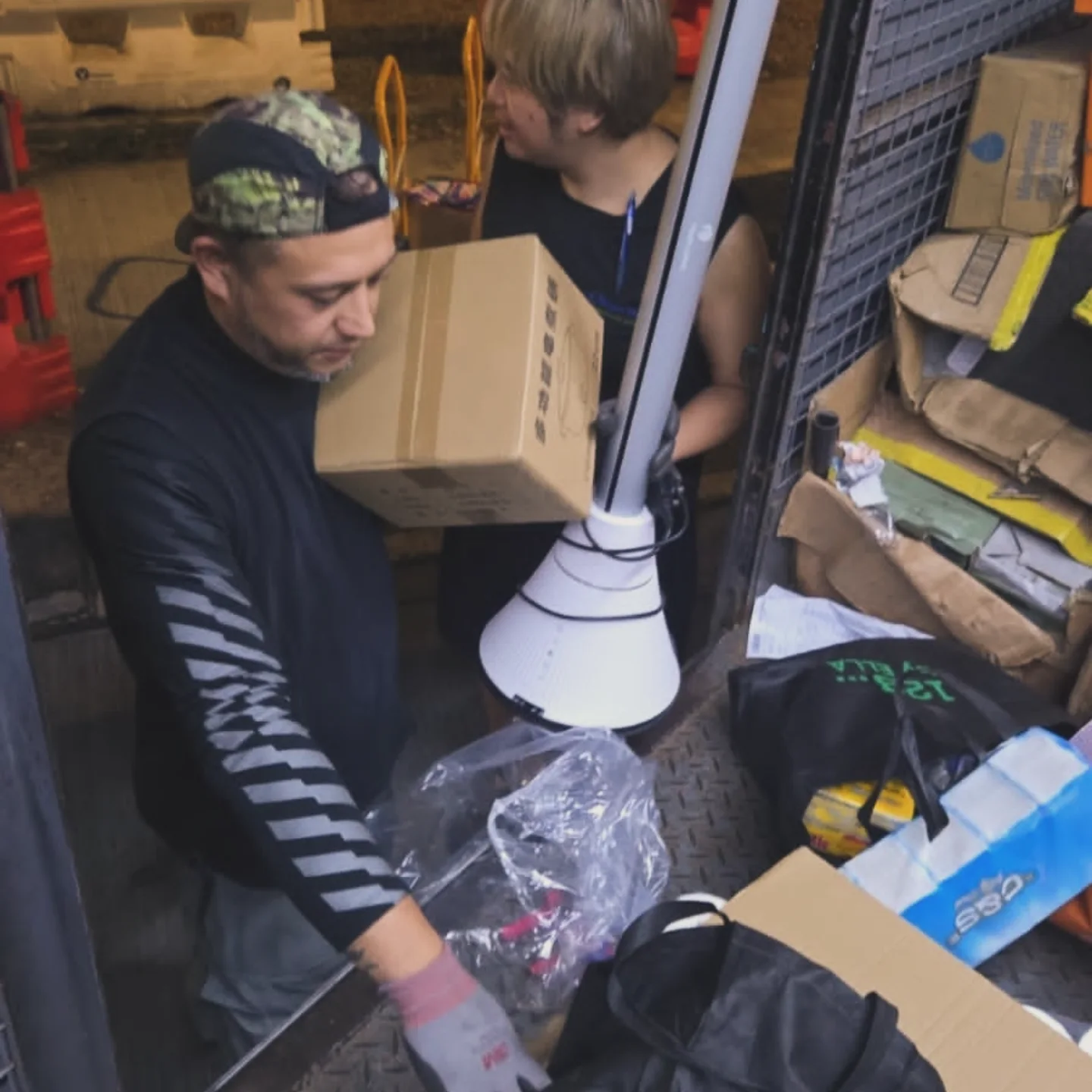 大埔宏福苑火災|張致恒失眠心痛災情落力搬運物資 呼籲「唔好睇少自己」惹網民讚賞