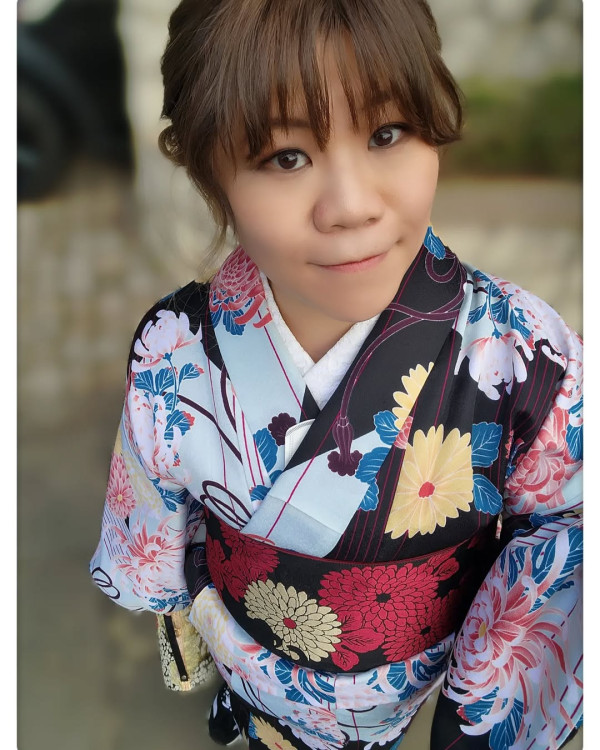 大埔宏福苑火災｜《愛回家》池美麗通宵12小時送物資救災 熱心做義工：貢獻一份力量！