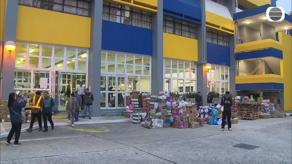 暖心偶像|姜濤低調送暖大埔宏福苑災民!捐100萬之外更親自錄音慰問兼提供物資援助