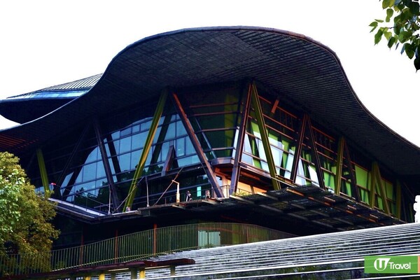 雲門劇場的Starbucks(記者 攝）