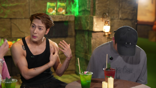 王嘉爾Jackson自曝曾戀愛大過天 好友爆中學瘋狂事改Email名示愛