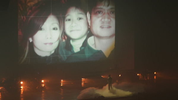 Jackson王嘉爾休息一年學會珍惜 唱父母寫的歌當場落淚媽媽心痛