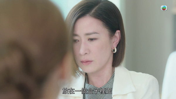 新聞女王2劇評｜佘詩曼展「超精準喊功」贏盡正評 傅嘉莉跨劇客串再現77平行宇宙