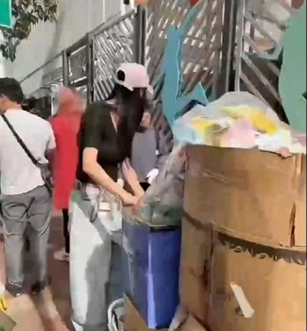 大埔宏福苑火災｜陳浩民太太蔣麗莎親到災場送物資 善舉曝光呼籲：有能力的人伸出援手！