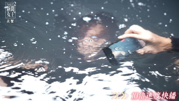 新聞女王2劇評|佘詩曼親揭獻出拍劇生涯第一次!馬國明水中掙扎戲親為佐治解畫