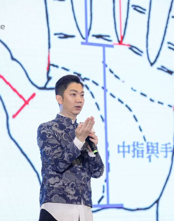 圖片來源：IG@leeshingchak