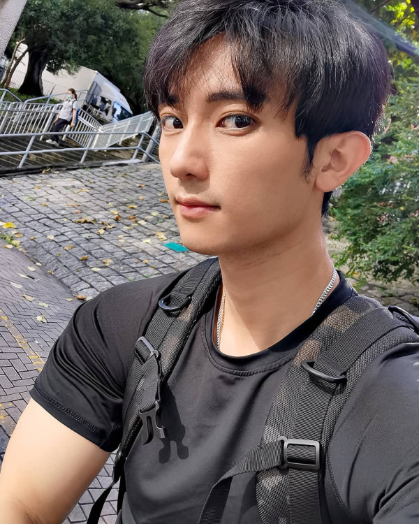 前力捧港男驚爆TVB「長約陷阱」加簽後遭冷待 自認當年若單身必追「呢位」港姐冠軍