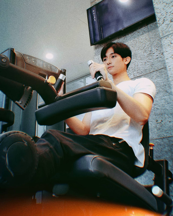 前力捧港男驚爆TVB「長約陷阱」加簽後遭冷待 自認當年若單身必追「呢位」港姐冠軍