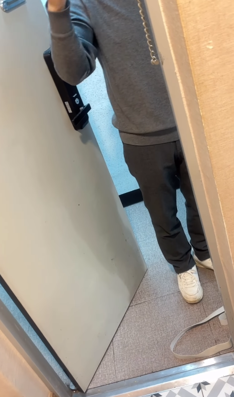 韓國民宿噩夢！男房東硬闖台灣女星房間 被撞破竟發爛渣甩門：道歉得未？ 