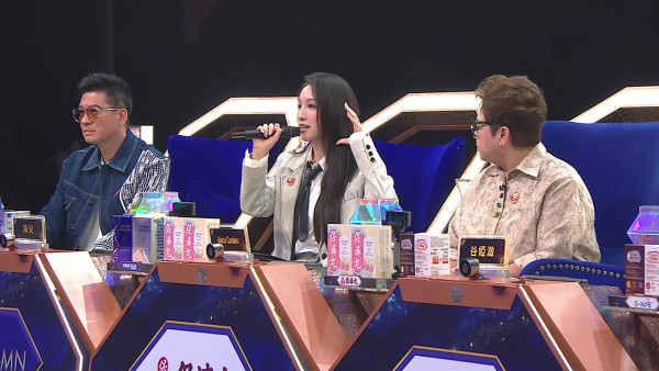 中年好聲音4｜再誕3名5燈選手！聲樂導師袁帥未唱完半首歌已橫掃五燈 評審張佳添：你係最5燈嗰個5燈