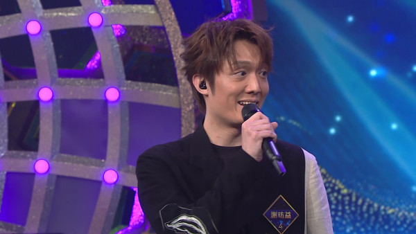 中年好聲音4｜再誕3名5燈選手！聲樂導師袁帥未唱完半首歌已橫掃五燈 評審張佳添：你係最5燈嗰個5燈