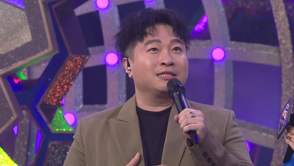 中年好聲音4｜再誕3名5燈選手！聲樂導師袁帥未唱完半首歌已橫掃五燈 評審張佳添：你係最5燈嗰個5燈